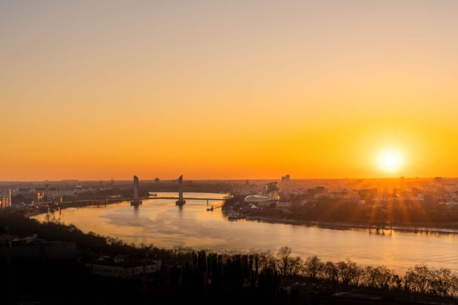 Bordeaux: 2-Hour River Dinner Cruise - The Set-Menu 3-Course Dinner: What You’ll Actually Eat