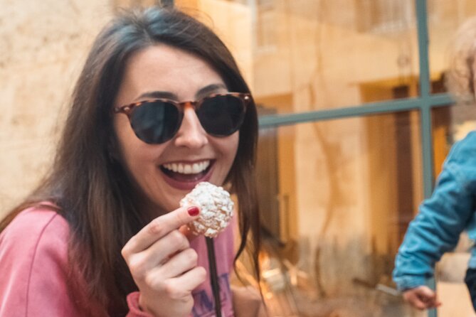 Bordeaux Afternoon Food Tour : Sweets, Wine and Cheese - Monument stops where you actually learn something