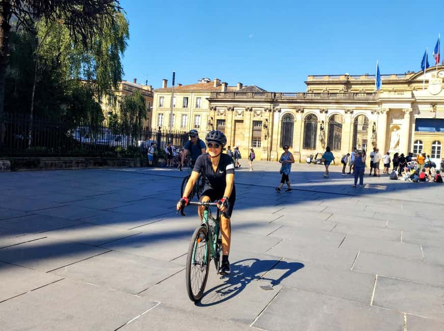 Bordeaux by Gravel Bike : Historic center & vineyards - Who this gravel bike tour fits best