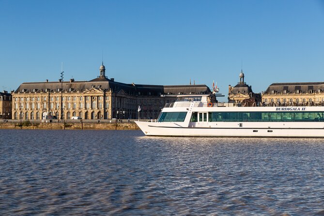 Bordeaux by the Water commented cruise - Why a 1h30 Garonne Cruise Works in Bordeaux