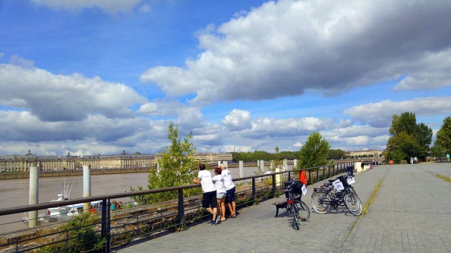 Bordeaux: Essentials 3-Hour Bike Ride - Key things that make this bike ride worth it