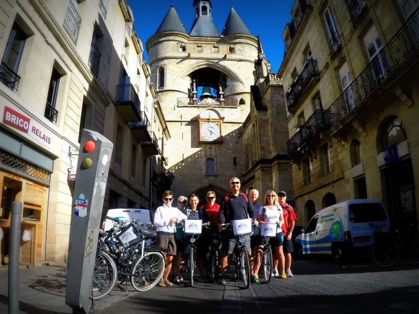 Bordeaux: Essentials 3-Hour Bike Ride - Pont de Pierre and the Garonne: the city starts to show both faces
