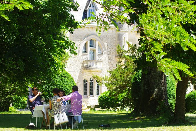 Bordeaux Full day Medoc and St Emilion 3 chateaux with Lunch - Stop 5: UNESCO Saint-Émilion village walk