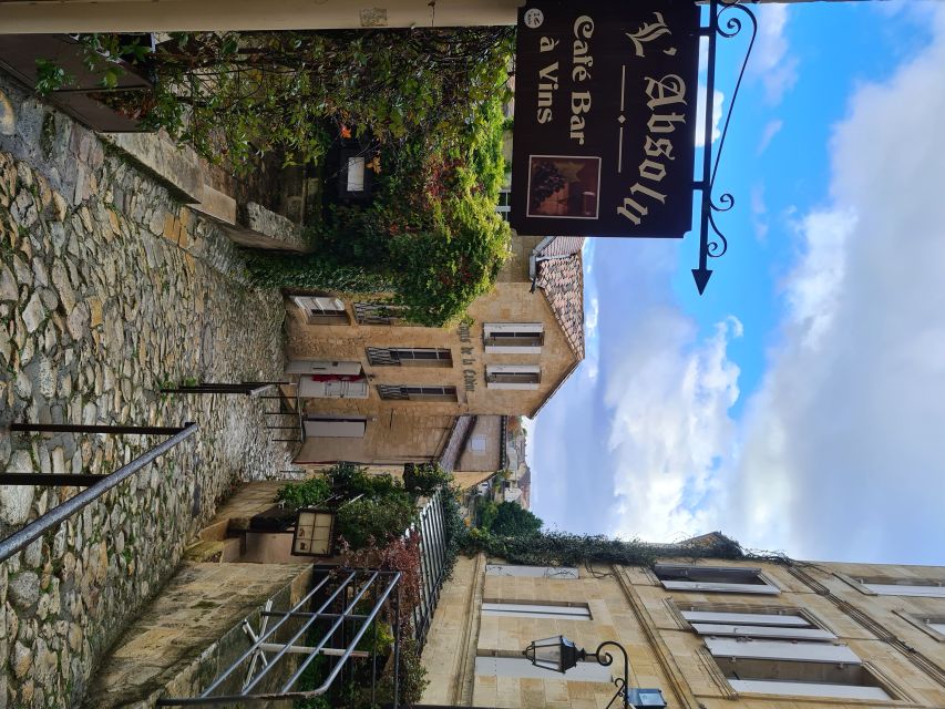 Bordeaux Full Day Wine Tour - 3 Wineries & Picnic Lunch - Getting started at 12 Cr du 30 juillet (and why timing is everything)
