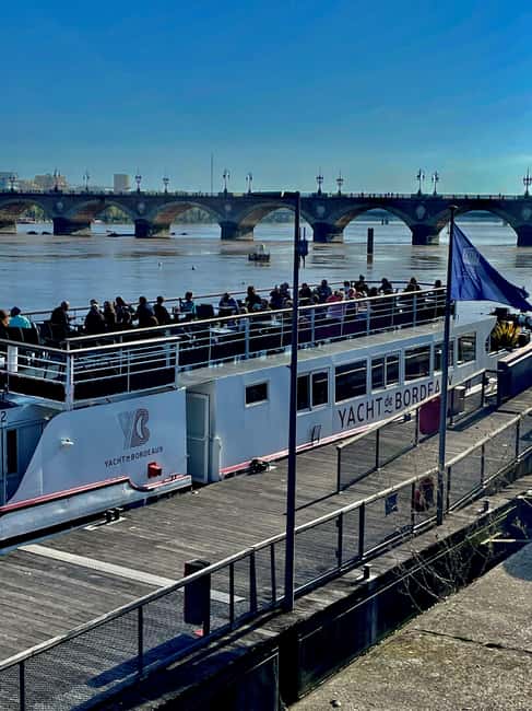 Bordeaux: Garonne River Yacht Cruise with Brunch - Key things to know before you go