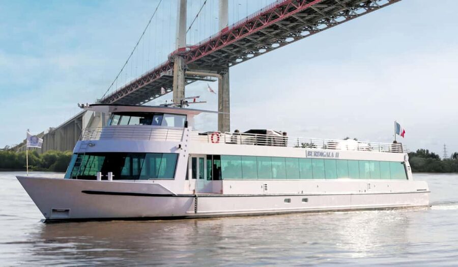 Bordeaux: Guided River Cruise - Who should book this Bordeaux river cruise?