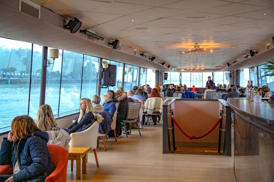 Bordeaux: Guided Wine and Canelé Discovery Cruise - Wine, Canelé, and the On-Board Tasting Rhythm
