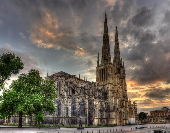 Bordeaux historical walking tour - Key things I’d plan around