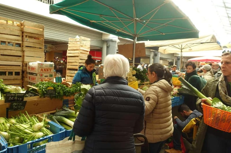 Bordeaux: Market Food Tour all included food & drinks - Arcachon oysters (and what to do if you skip them)