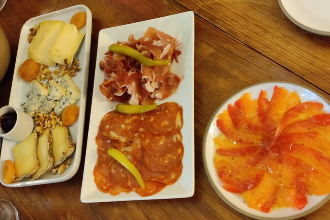 Bordeaux Night Walk Ending with Delicious wine & cheese Tasting - Key things you’ll notice on this Bordeaux night walk