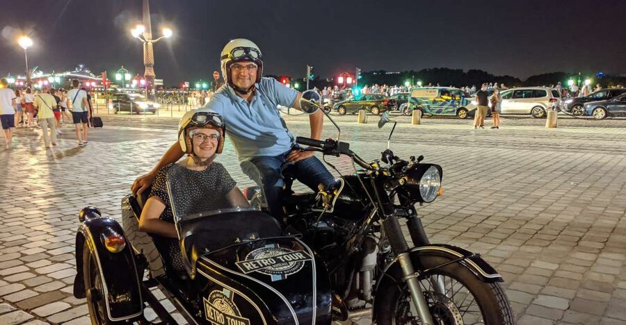 Bordeaux: Nighttime Sidecar Tour with Wine Tasting - The Sidecar Setup: Two Seats, Helmet and Gloves, and Seat Swaps