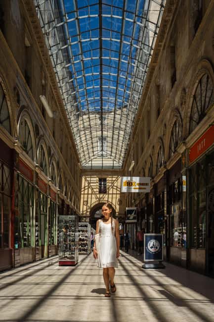Bordeaux Photographer : Romantic or Family or Friends - Price Check: Is $222 per Person Good Value?