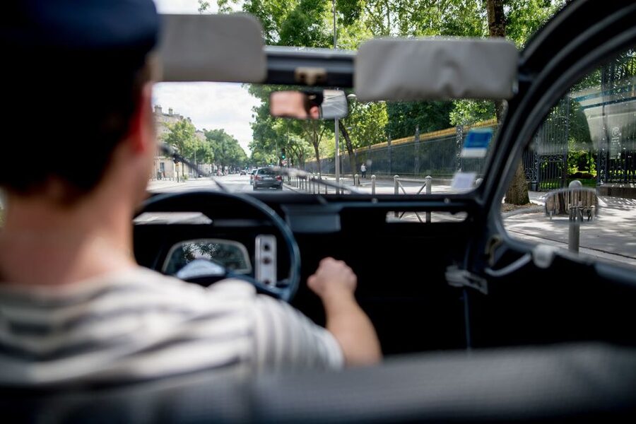 Bordeaux: Private Tour in a Citroën 2CV 45min - Key highlights you’ll feel right away
