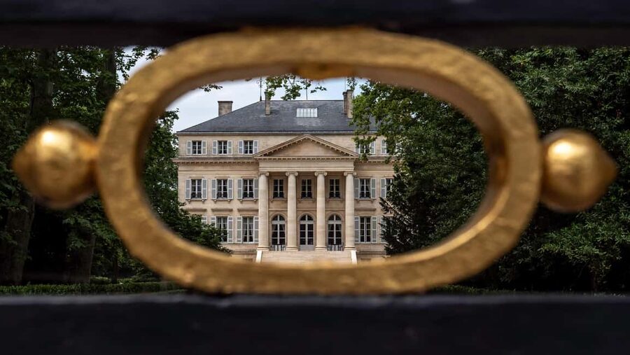 Bordeaux: Saint-Emilion and Medoc Full-Day Wine Experience - The Médoc switch: driving time that actually teaches you something