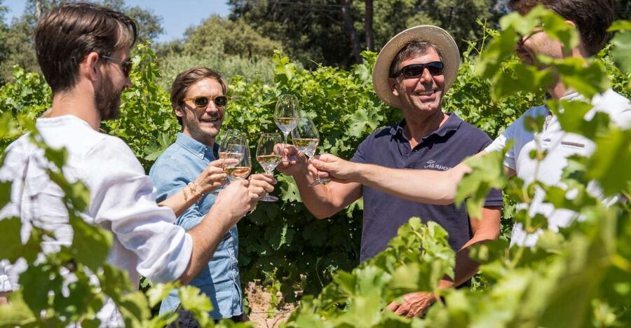 Bordeaux: Saint-Emilion Village Day Trip, 2 Chateaux & Lunch - Getting From Bordeaux: The 6-Hour Small-Group Rhythm
