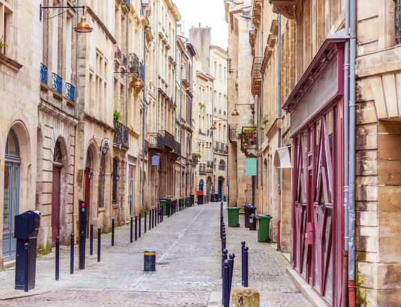 Bordeaux Shore Excursion: Private Bordeaux and St-Emilion Tour - Timing, lunch, and the snack-proof reality of wine days