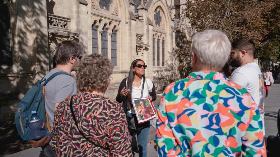Bordeaux: Small group - Guided Walking Tour - Strolling past Saint-Projet and Camille Julian: where the city keeps changing