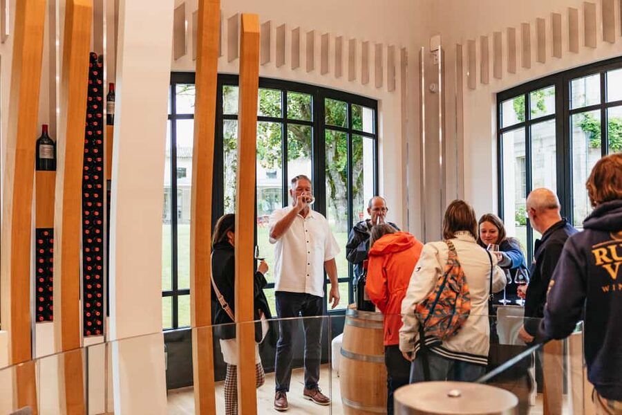 Bordeaux: St. Emilion Day Trip with Wine Tasting and Lunch - Saint-Émilion village walking tour: the medieval setting matters