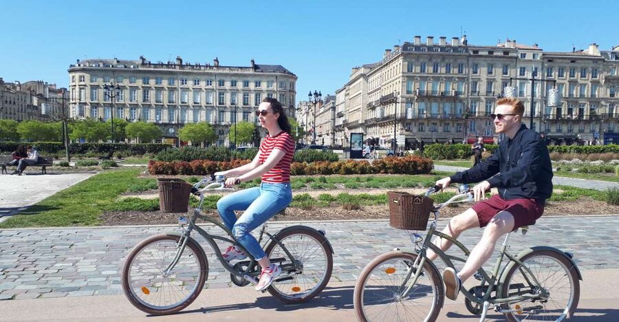 Bordeaux: Top Landmarks & Historic Bike Tour - Quinconces, Triangle d’or, City Hall, and Saint-André Cathedral: the architectural loop