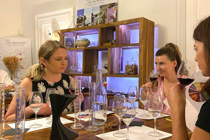 Bordeaux:Wine Masterclass & Blending workshop with appetizer - A Small Bordeaux Apartment Lesson That Actually Changes How You Taste