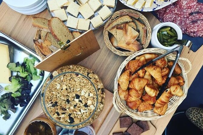 Brunch and cruise on the Garonne in Bordeaux - Sunday brunch on the Garonne: what you’re really booking