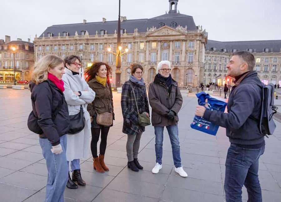 Dark Bordeaux: Ghosts, True Crimes, Eternal haunting Tales - Who Should Book This Dark Bordeaux Ghost Tour?