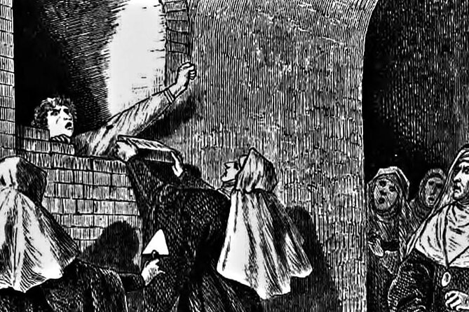 Enigmatic Ghosts, Crimes, & haunting Tales of dark Bordeaux - Place Fernand Lafargue: where weird sounds and torture stories take over the square