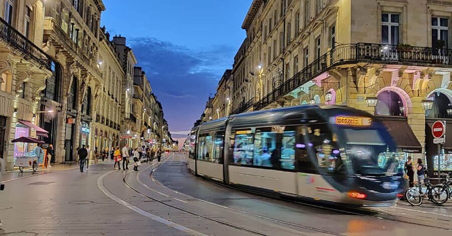 Exclusive! Bordeaux: Nighttime Highlights Walking Tour - Night Life in Bordeaux: Getting Practical Ideas From Saïd