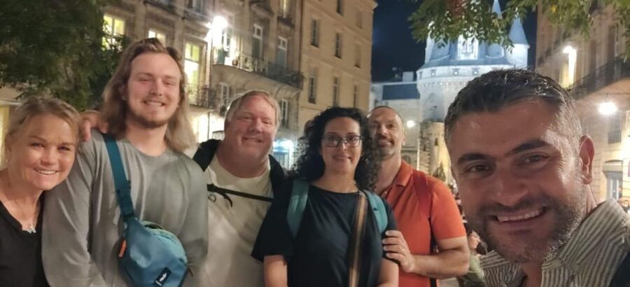Exclusive! Bordeaux: Nighttime Highlights Walking Tour - Starting at the Fountain: Fast Orientation in the Heart of Town