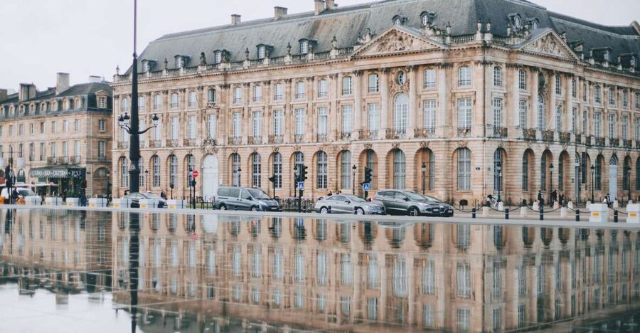 From San Sebastián: Bordeaux & Winery Private Guided Tour - Bordeaux with a private guide: Saint-André, Place de la Bourse, and Place du Parlement