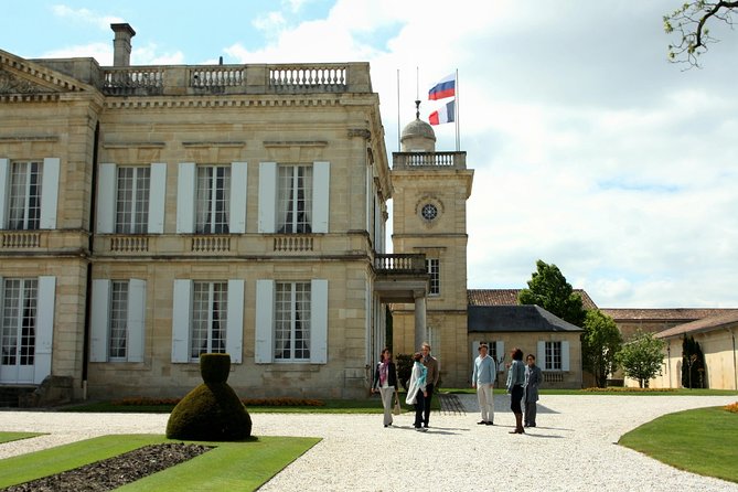 Full day Bordeaux Historic Gourmet Walking and Médoc Tour - Comfort, Pace, and Wine Rules You Should Know
