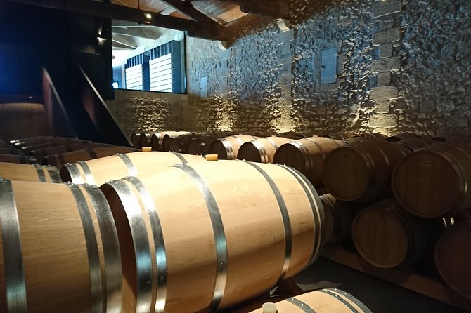 Full-day wine tour in Saint-Emilion (Premium Sedan) - Stop 4: Lunch at La Terrasse Rouge, with vineyards all around