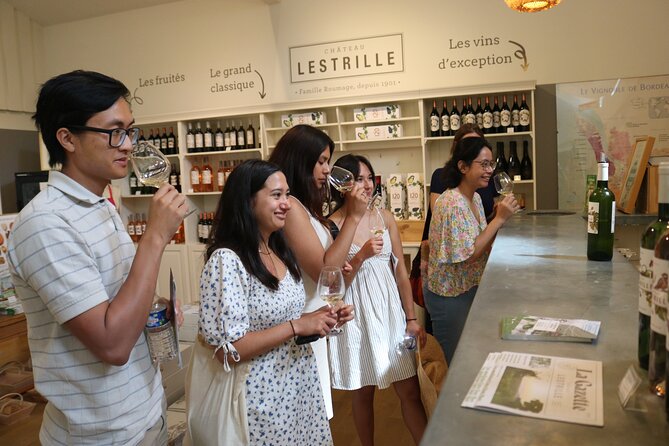 Half-Day Guided Wine Tasting Tour in Bordeaux Vineyards - Stop 2: Bordeaux scenery and two charming chateaux