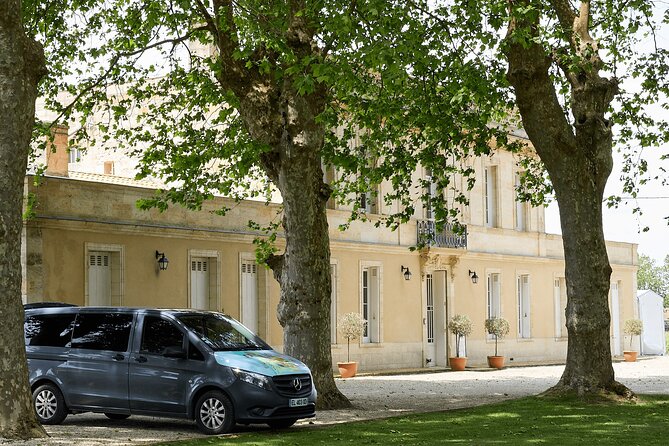 Half-Day Wine Tour in Margaux - Tasting style: why you may pour one wine after another in the same glass
