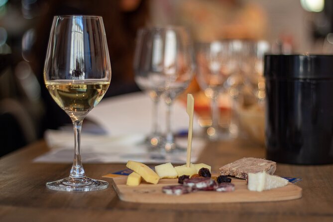 Introduction to Bordeaux wines paired with cheeses & charcuterie - Key Highlights You Should Care About