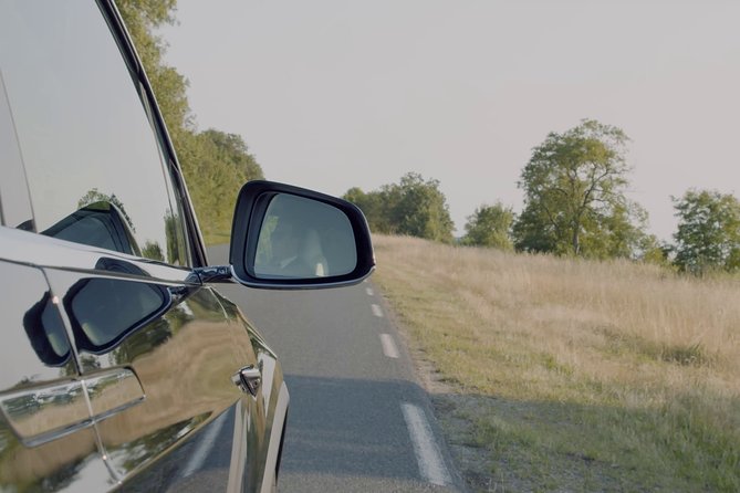Luxurious full day Bordeaux wine tour in a Tesla - Why a Tesla for Bordeaux wine works so well