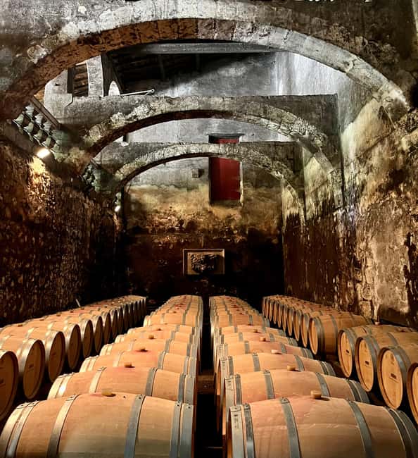 Margaux & Médoc private FULL day tour with a classic car - Meet Cecilia, Your Bordeaux Vineyard Specialist