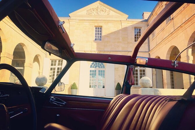 Médoc luxury wine tour aboard a Citroën DS Limousine Convertible - Margaux Elegance at Château Margaux