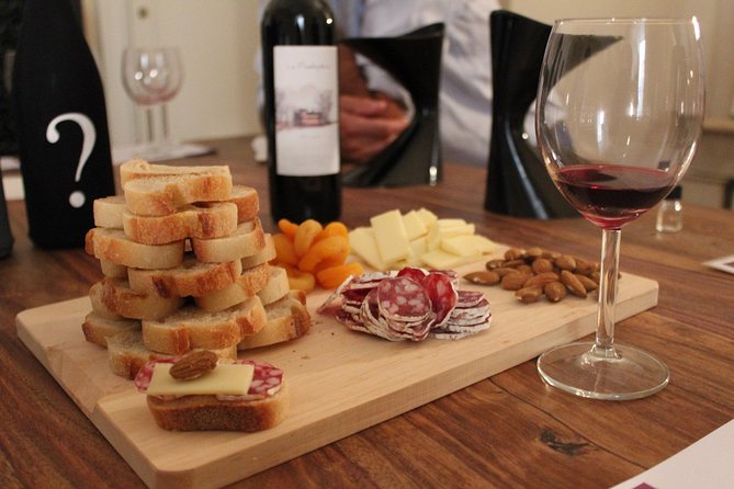 Medoc or Saint Emilion Wine Tasting and Chateau from Bordeaux - How much you really taste (and why small pours can still make sense)