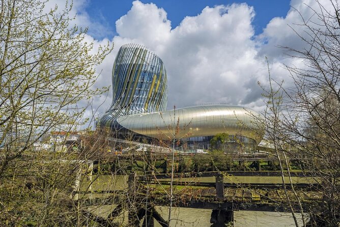 Prestige Commented Cruise glass of wine and Canelé in Bordeaux - Key highlights you’ll actually notice