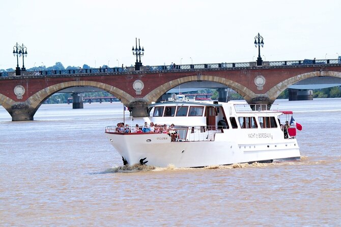 Prestige Commented Cruise glass of wine and Canelé in Bordeaux - Bordeaux from the Garonne: UNESCO views in 90 minutes
