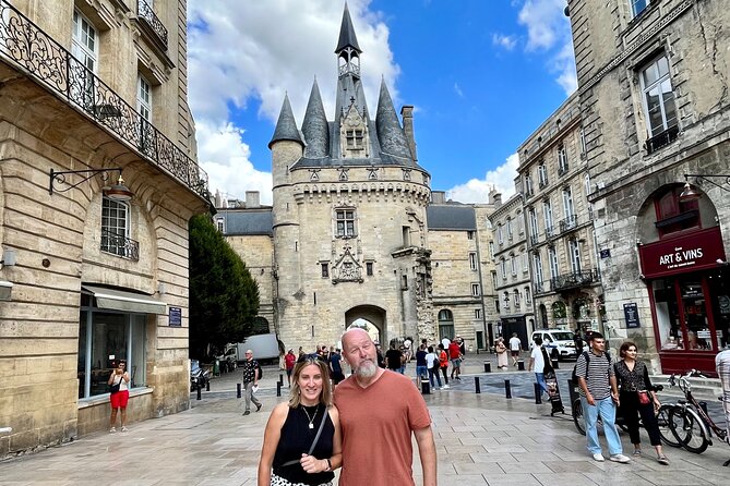 Private - Best of Bordeaux Walking Tour + Glass of Bordeaux Wine - Cathedrale Saint-André: the Gothic moment you’ll remember (about 20 minutes)