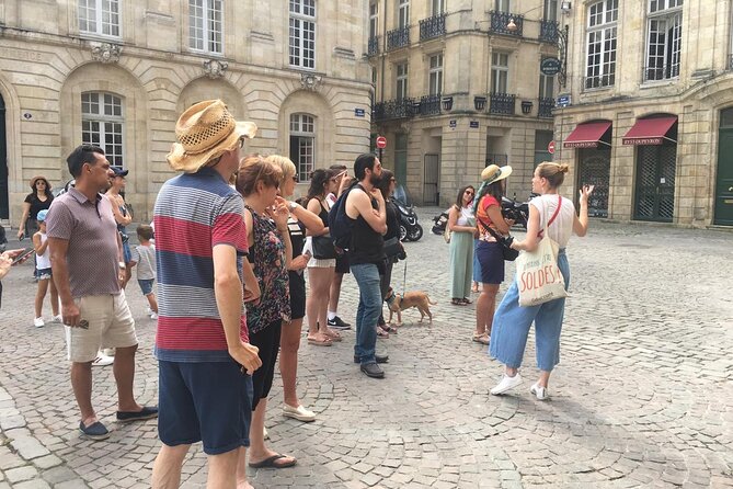 Private - Best of Bordeaux Walking Tour + Glass of Bordeaux Wine - Porte Dijeaux and Porte Cailhau: medieval gates that still shape the route (about 10 minutes each)