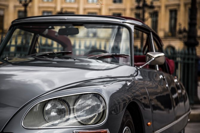 Private luxury tour of Bordeaux in a magnificent Citroen DS - 2 hours - Place de la Bourse: the riverbank views, the U-boat base, and wine culture