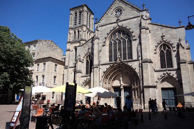 Private tour of Bordeaux by a Bordeaux historian - Porte Cailhau: a city gate stop that feels like a chapter break