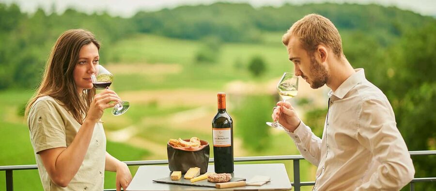 Saint-Emilion: Grand Cru Classé Gourmet Visit - Stop 1: The traditional Saint-Emilion winery and classic cellar vibe