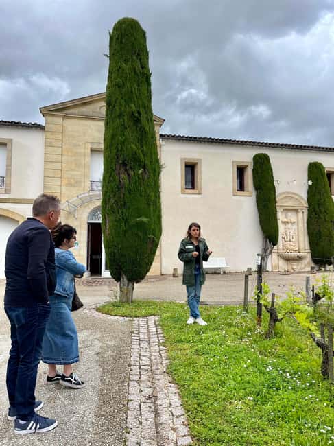 Saint-Émilion & Pomerol : Full day private tour classic car - Comfort, Car Size, and Who This Tour Fits Best